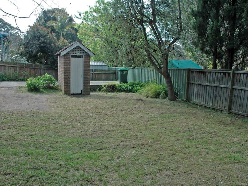 23 Tarrants Avenue, Eastwood NSW 2122