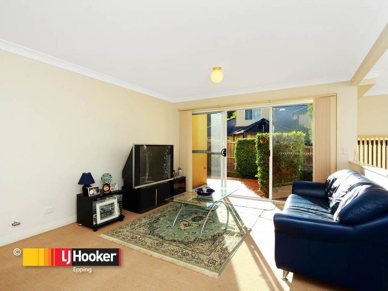 8/3-5 Honiton Avenue East, Carlingford NSW 2118