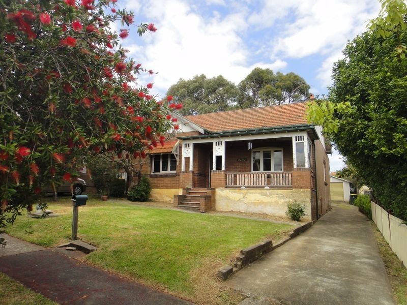 15 Lansdowne Street, Eastwood NSW 2122