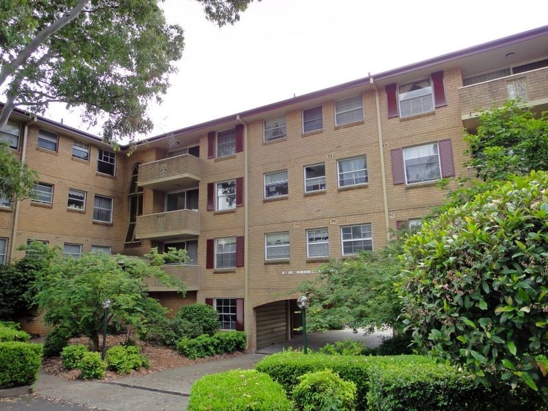 7/6-10 First Avenue, Eastwood NSW 2122