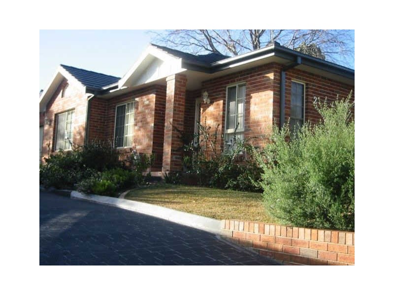 2/2 Lansdowne Street, Eastwood NSW 2122