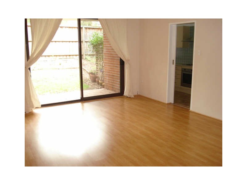 8/209 Waterloo Road, Marsfield NSW 2122