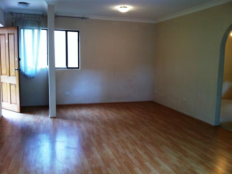 8/209 Waterloo Road, Marsfield NSW 2122