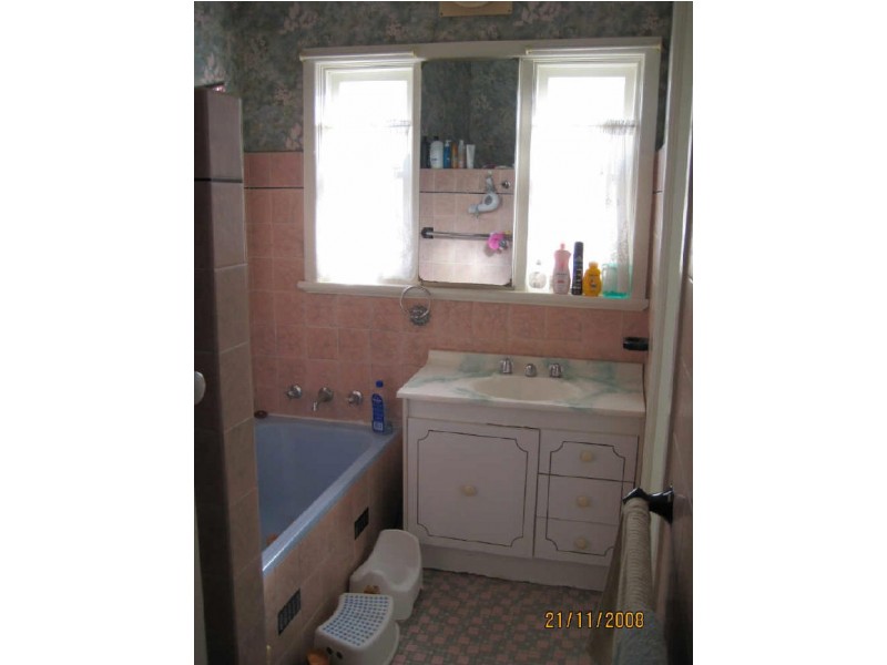 32 Beattie Avenue, Denistone East NSW 2112