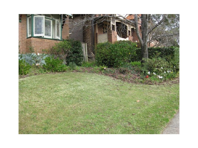 18 Clive Road, Eastwood NSW 2122