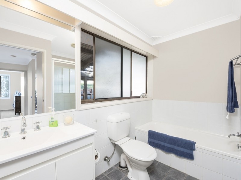 7 Dunrossil Avenue, Watanobbi NSW 2259