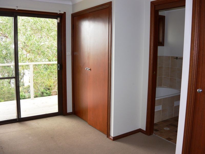 8 Marine Parade, Rocky Point NSW 2259