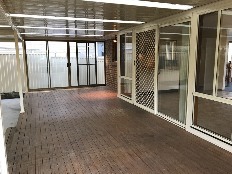 41 Robert Holl Rd, Ourimbah NSW 2258