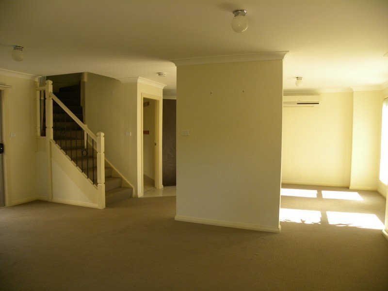 1/6 Hayden Close, Watanobbi NSW 2259