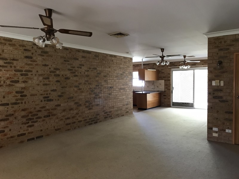 10 Aldenham Road, Warnervale NSW 2259