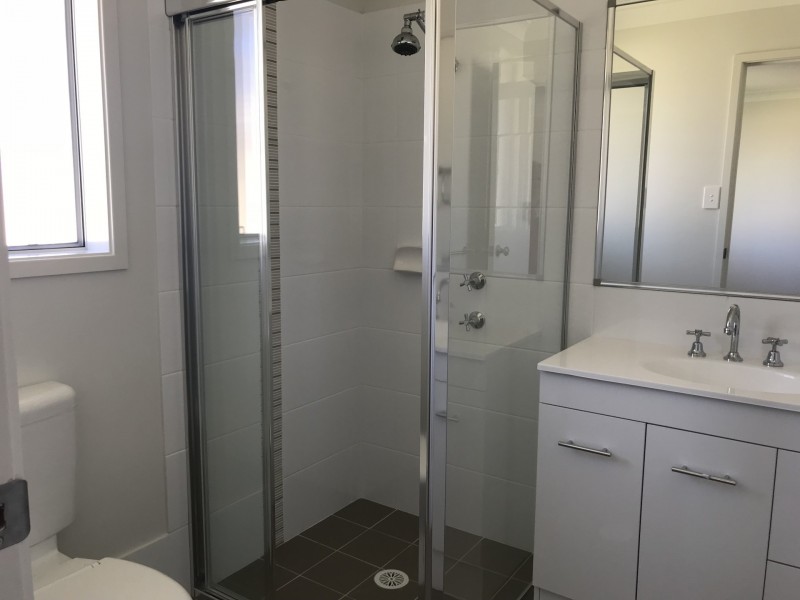2 Cams Boulevard, Summerland Point NSW 2259