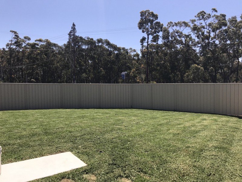 2 Cams Boulevard, Summerland Point NSW 2259