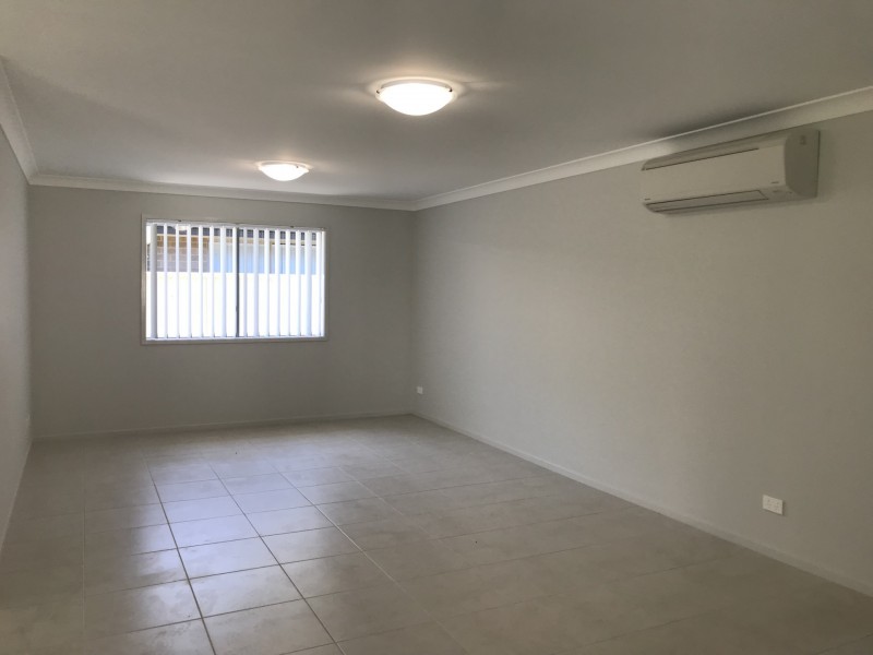 35 Regatta Way, Summerland Point NSW 2259