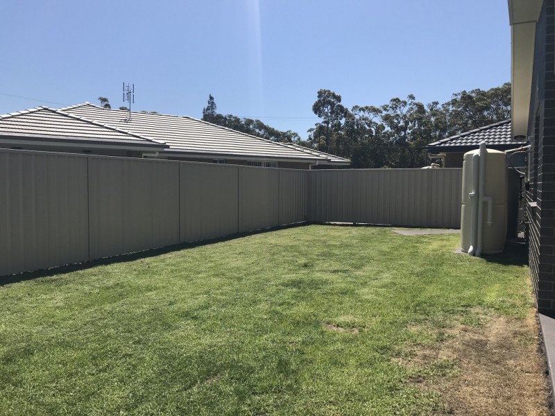35 Regatta Way, Summerland Point NSW 2259