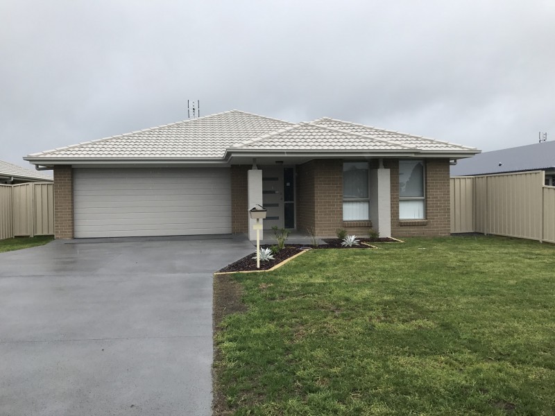 6A Cams Boulevard, Summerland Point NSW 2259