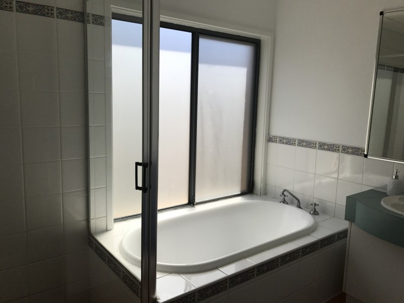 33 Harrington Close, Watanobbi NSW 2259