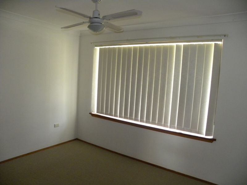 4 Watanobbi Rd, Wyong NSW 2259