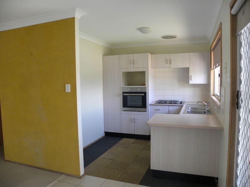 11 Glading Close, Lake Haven NSW 2263