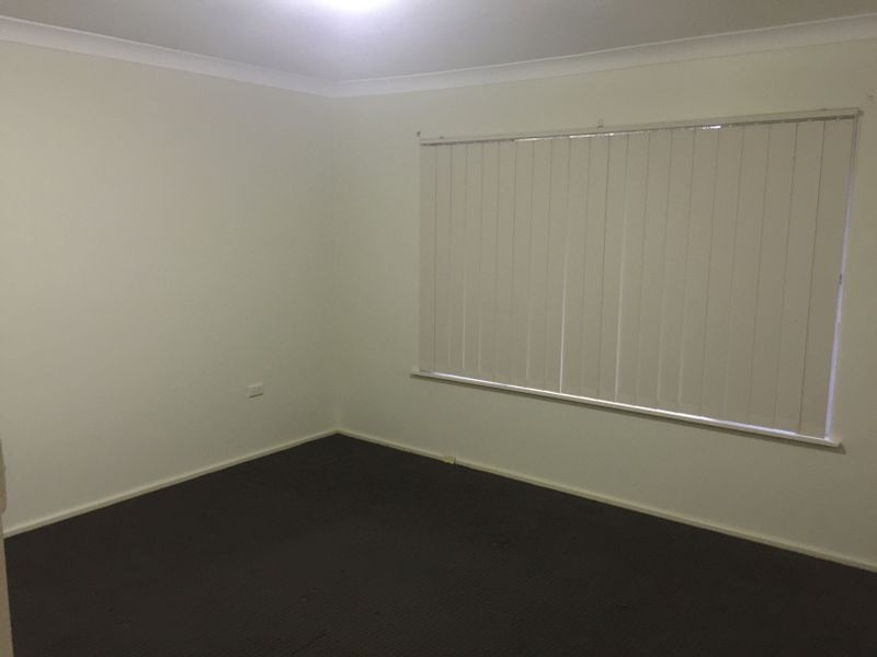 12 Gavenlock Rd, Tuggerah NSW 2259