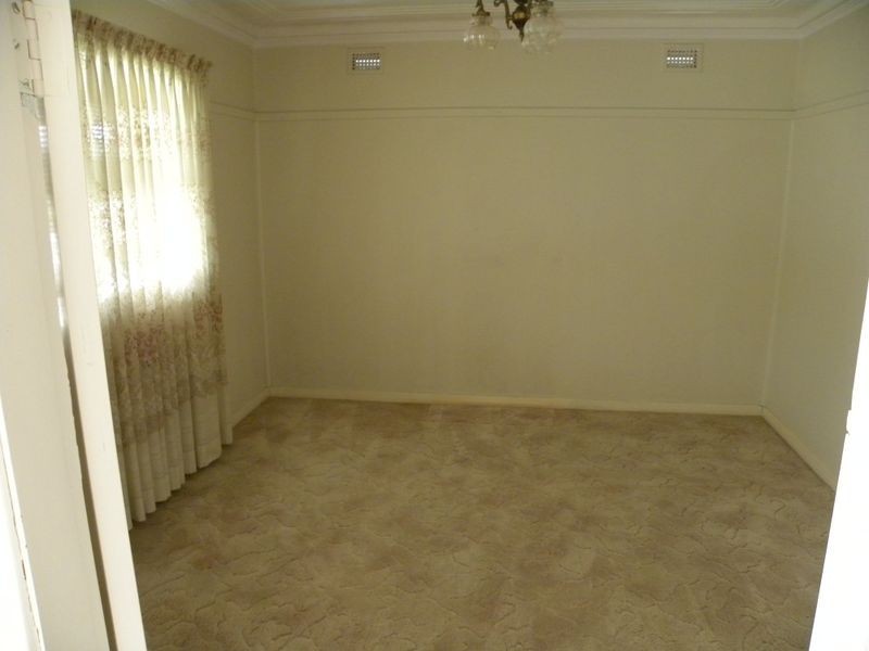 7 Anzac Road, Wyong NSW 2259