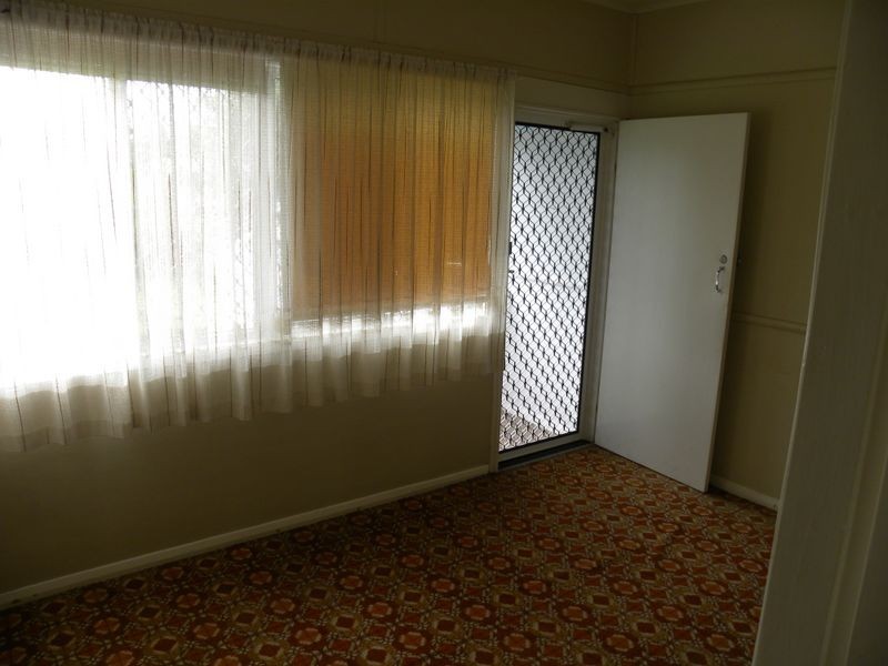 7 Anzac Road, Wyong NSW 2259