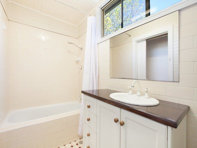 86a Robertson Road, Killarney Vale NSW 2261