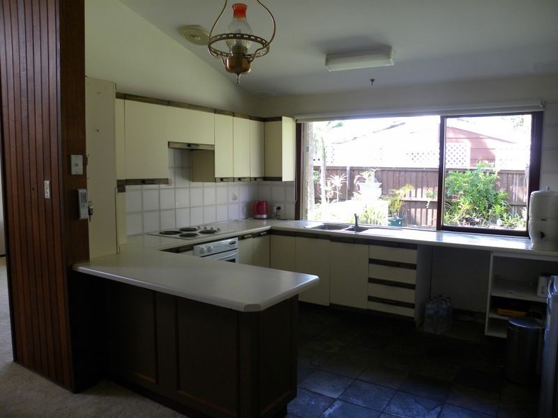 14 Bel-Hilton Parade, West Gosford NSW 2250