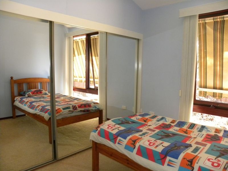 14 Bel-Hilton Parade, West Gosford NSW 2250