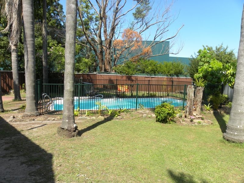 14 Bel-Hilton Parade, West Gosford NSW 2250