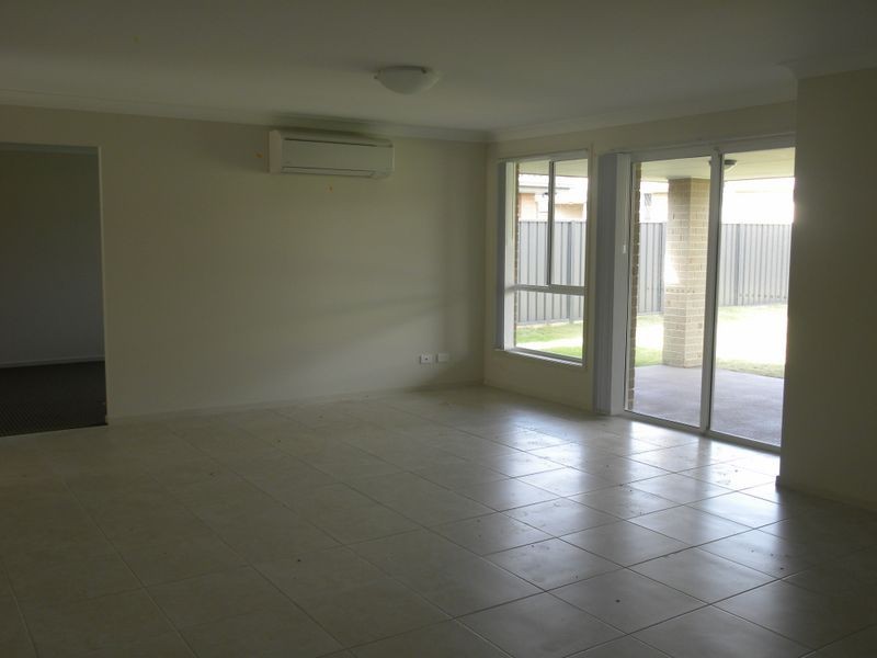 6 Rein Drive, Wadalba NSW 2259