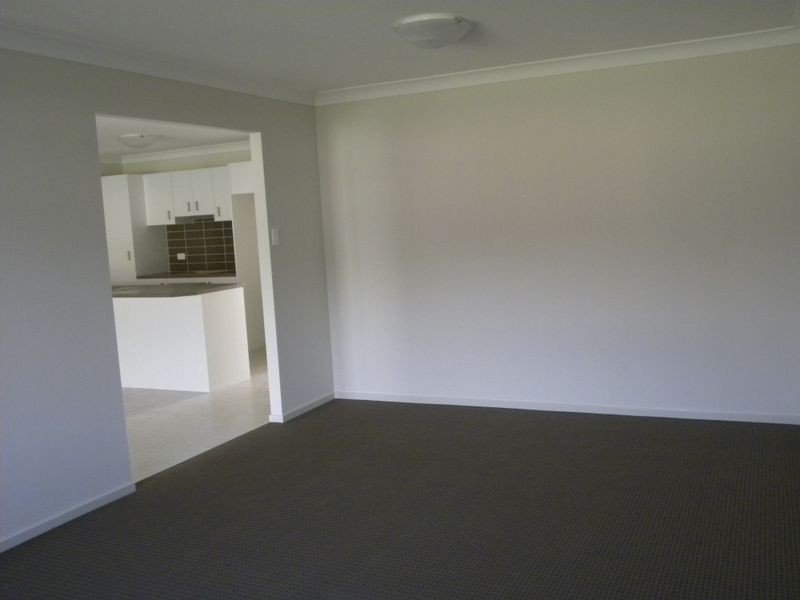 6 Rein Drive, Wadalba NSW 2259