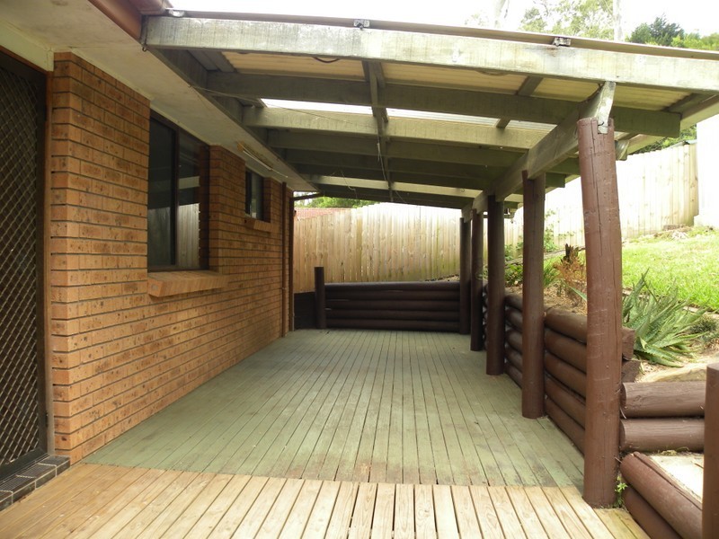 4 Tennyson Place, Watanobbi NSW 2259