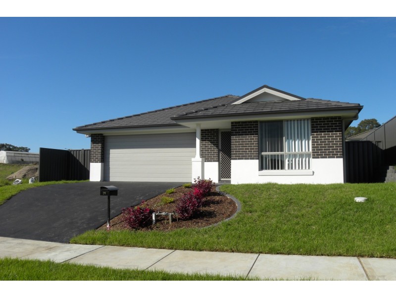 31 Voyager Street, Wadalba NSW 2259