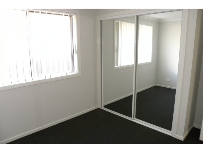 31 Voyager Street, Wadalba NSW 2259