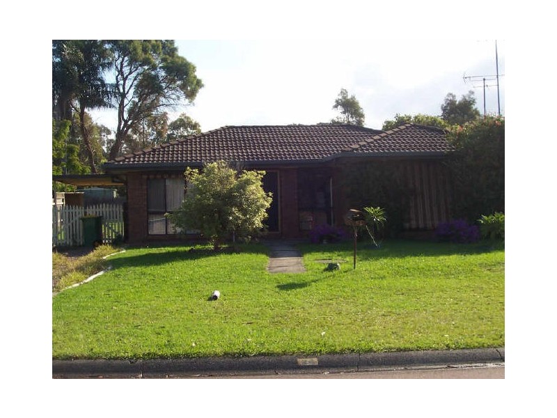 24 Brittania Dr, Watanobbi NSW 2259