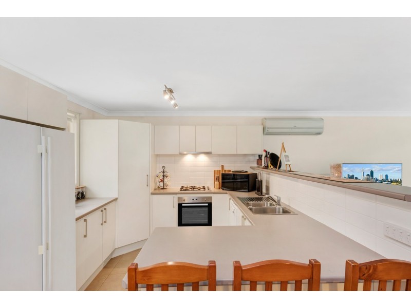 74 Casey Drive, Watanobbi NSW 2259
