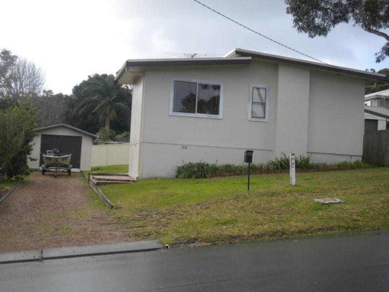 10 Kevin Street, Mannering Park NSW 2259