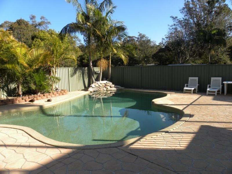 8 Raymond Street, Tacoma South NSW 2259