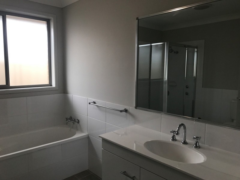 6a Cams Boulevard, Summerland Point NSW 2259