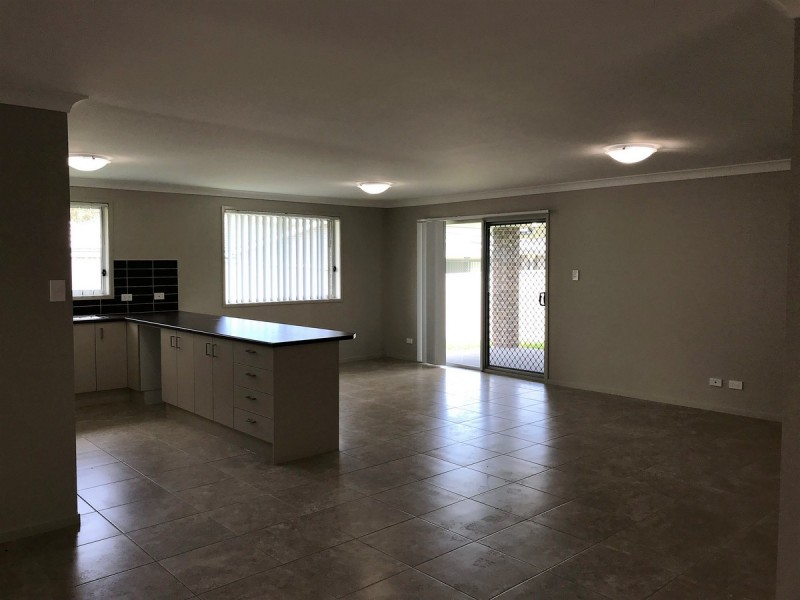 2a Cams Boulevard, Summerland Point NSW 2259