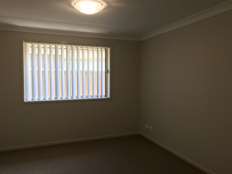 37 Regatta Way, Summerland Point NSW 2259