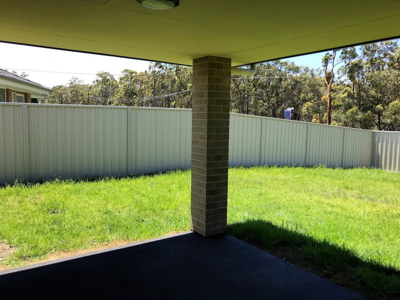 37 Regatta Way, Summerland Point NSW 2259