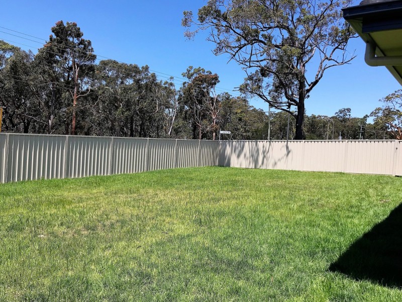 37 Regatta Way, Summerland Point NSW 2259