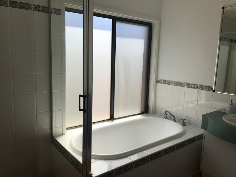 33 Harrington Close, Watanobbi NSW 2259