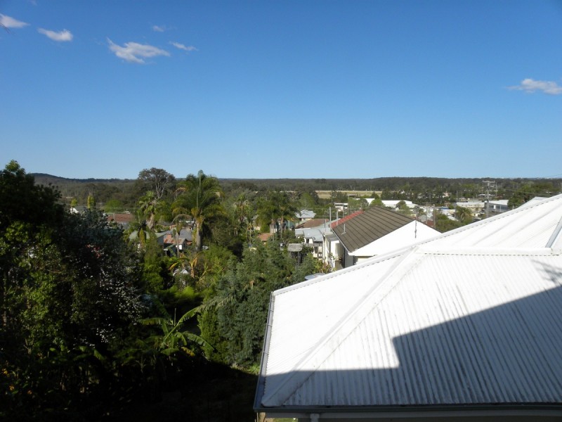 33 North Road, Wyong NSW 2259