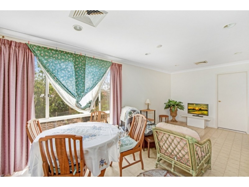 12 Friendship Place, Watanobbi NSW 2259