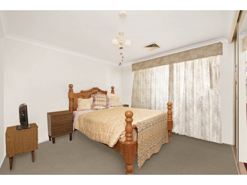 12 Friendship Place, Watanobbi NSW 2259