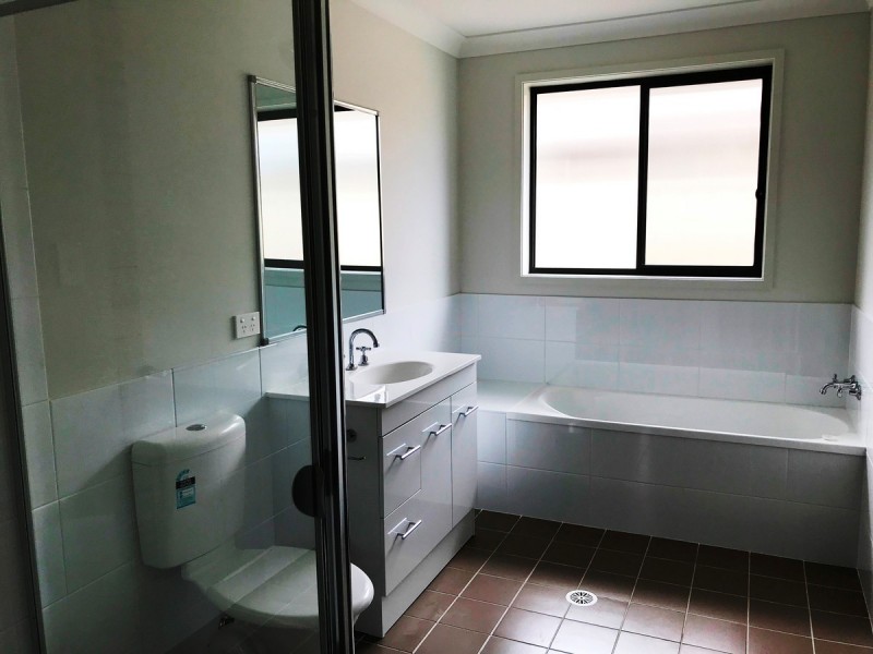 6 Cams Boulevard, Summerland Point NSW 2259