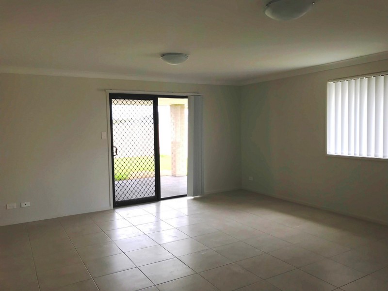 6 Cams Boulevard, Summerland Point NSW 2259