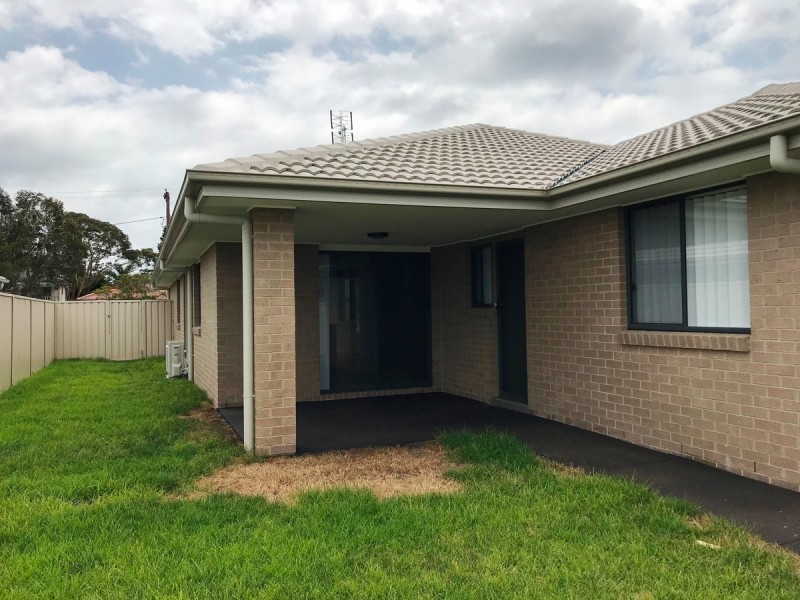 6 Cams Boulevard, Summerland Point NSW 2259